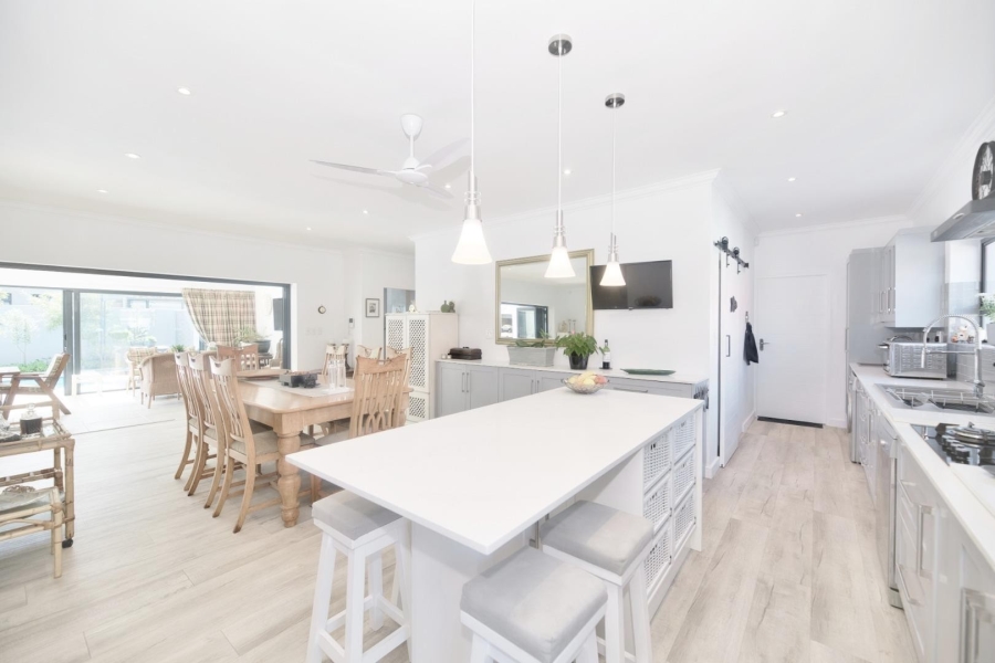 To Let 3 Bedroom Property for Rent in Northcliff Western Cape